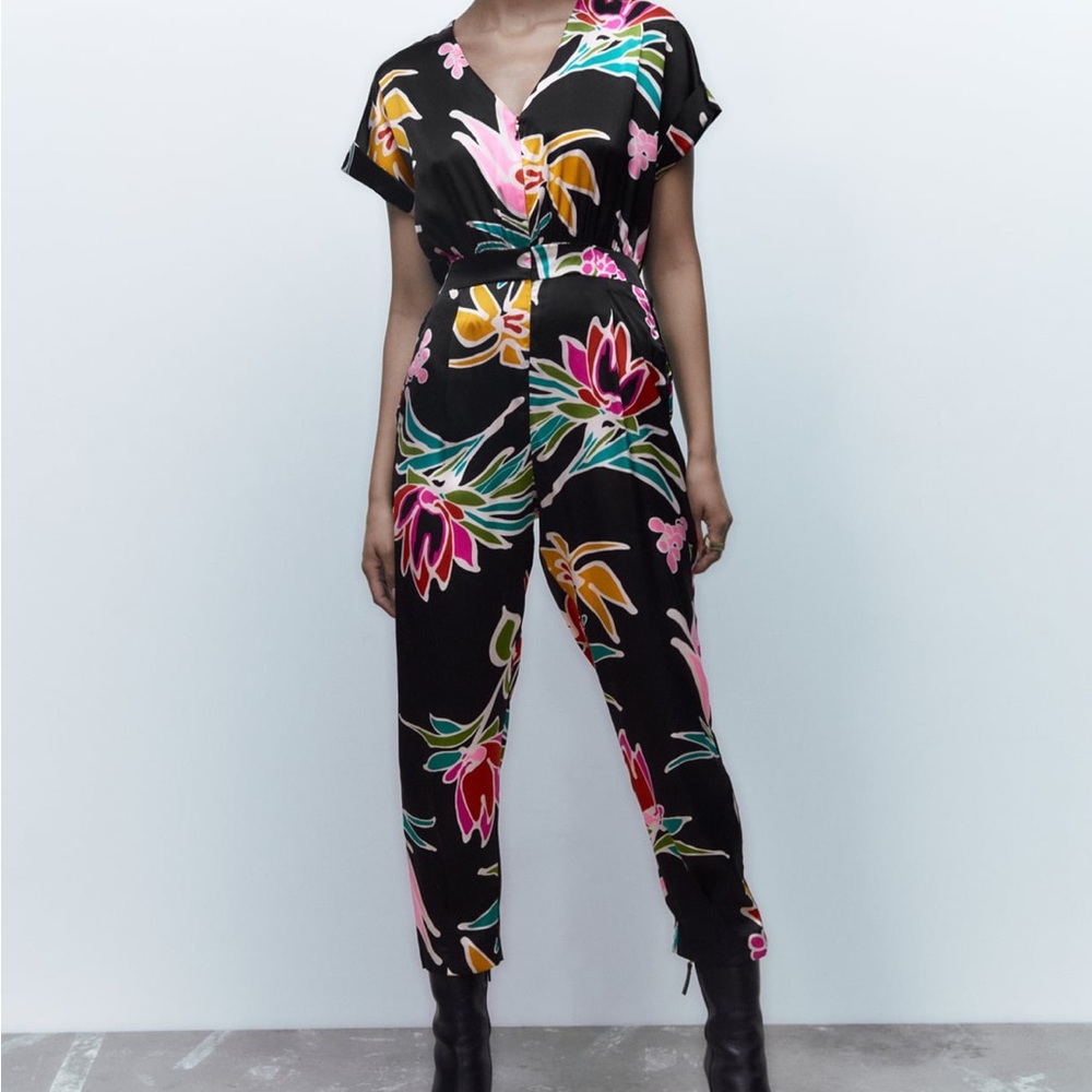 Zara FLORAL PRINT JUMPSUIT